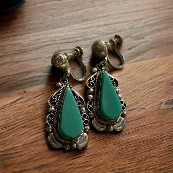 Vintage Sterling Silver Chrysoprase Green Stone Earrings Dangle Teardrop Mexico - Picture 1 of 2